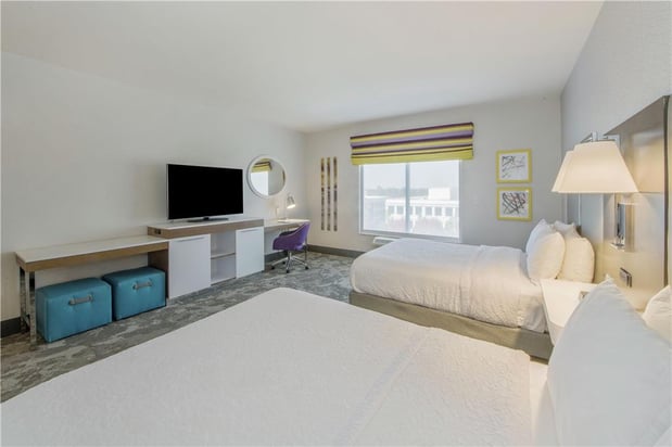 Images Hampton Inn & Suites Raleigh-Durham Airport-Brier Creek