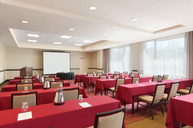 Images Embassy Suites by Hilton Boston Waltham