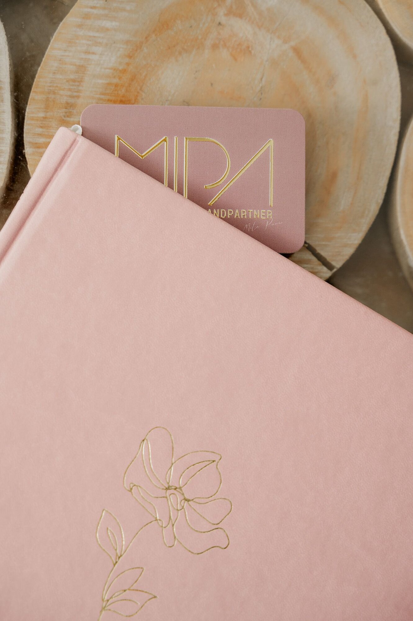 MIPA Agentur | Femmfocused Brandpartner | Webdesign - SEO - Logo - Social Media, Glesingerstraße 51 in Graz