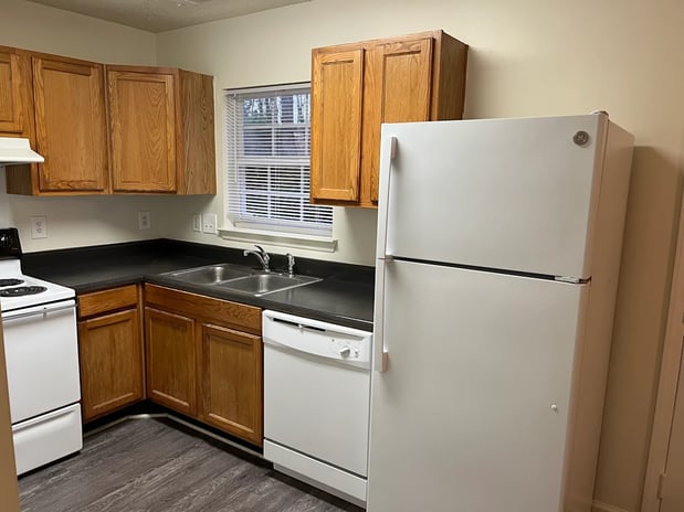 Images Pendleton Townhome Apartments