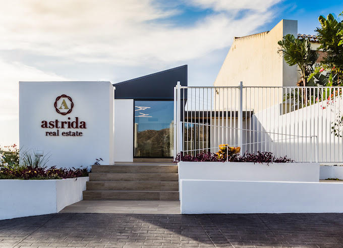 Images Astrida Real Estate - Inmobiliaria