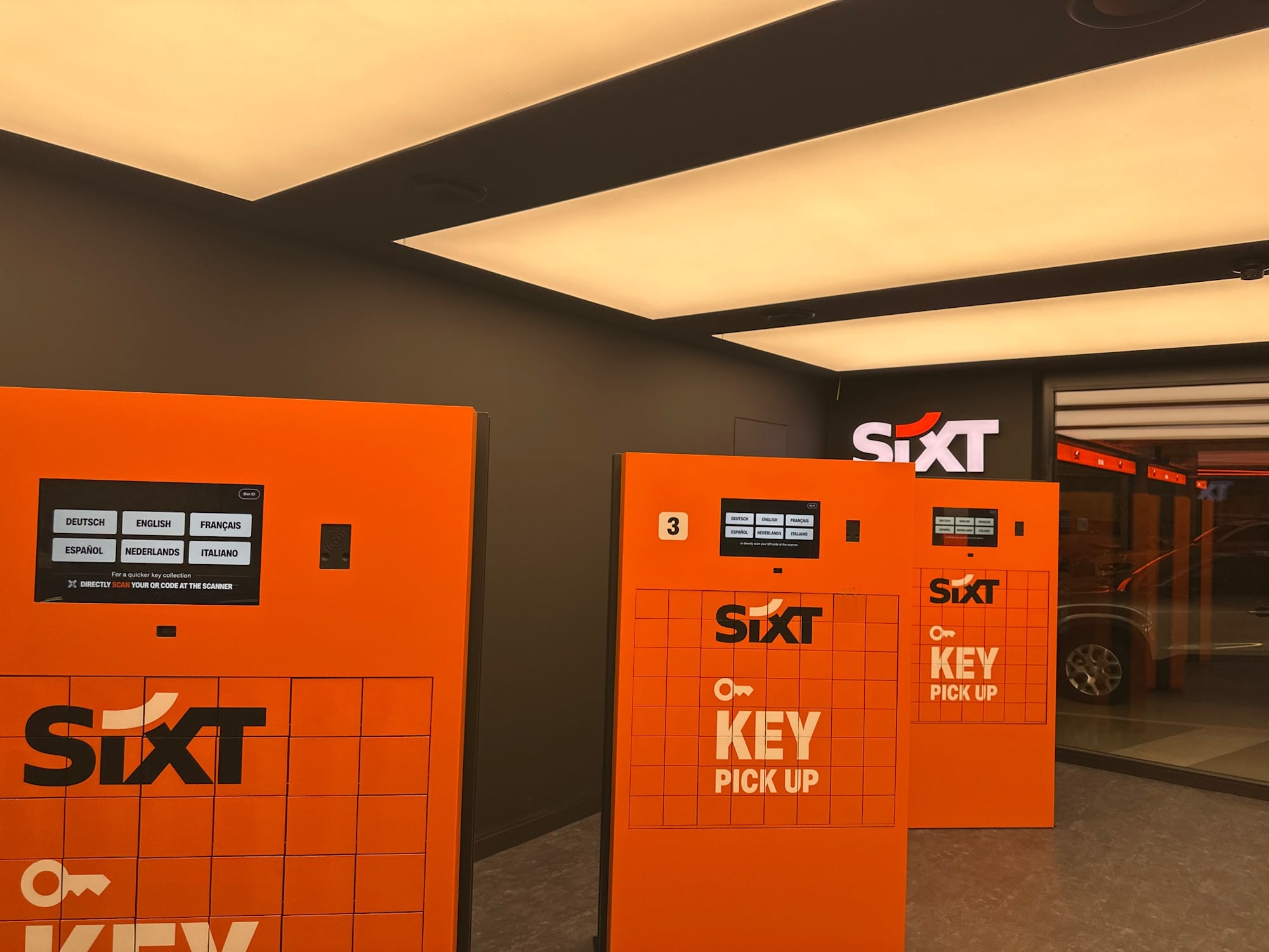 Bild 2 von SIXT Autovermietung Wien-Schwechat Flughafen