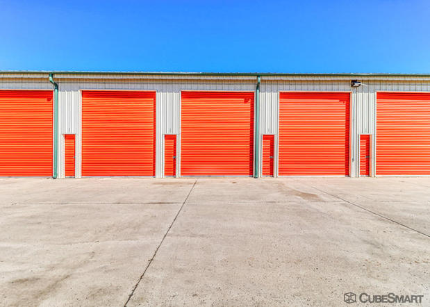 Images CubeSmart Self Storage