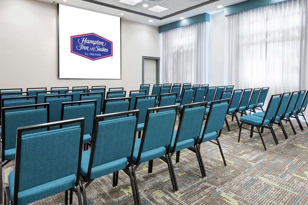 Images Hampton Inn & Suites Orlando Airport @ Gateway Village