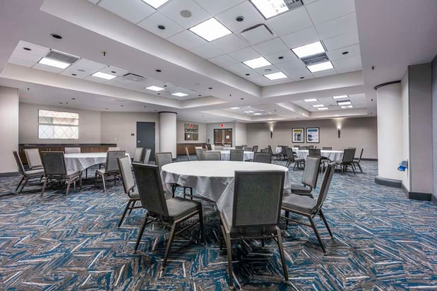 Images Embassy Suites by Hilton Indianapolis Downtown