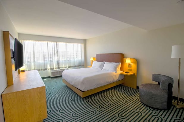 Images DoubleTree by Hilton Clarksville Riverview