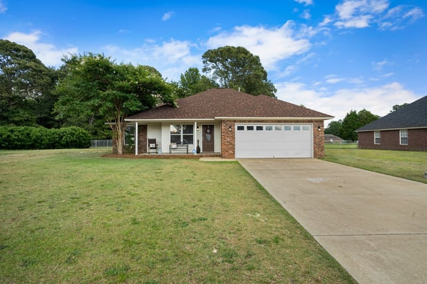 Images Beth Tamminga, eXp Realty, LLC - Columbia (SC)