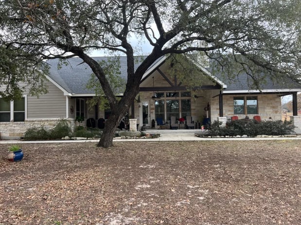 Images Tellez & Son's Painting Inc.