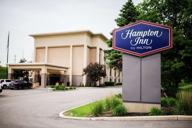 Images Hampton Inn Milwaukee Northwest