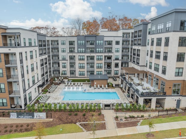 Images Meridian at North Hills
