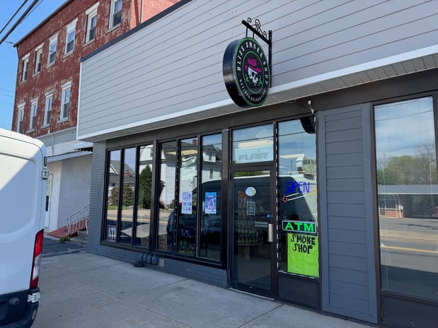 Images CoinFlip Bitcoin ATM - Bliss Smoke Shop (Pittston)