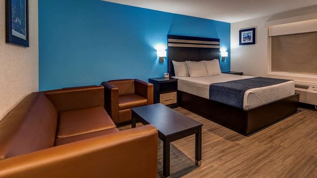 Images SureStay Plus by Best Western Humble