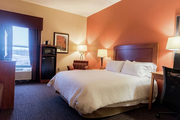 Images Hampton Inn Muskegon