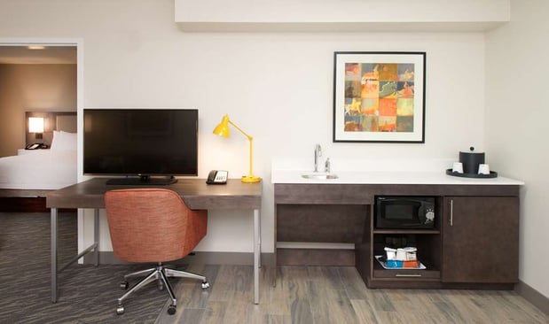 Images Hampton Inn & Suites N. Ft. Worth-Alliance Airport