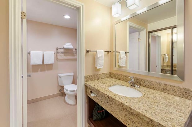 Images Best Western Plus West Covina Inn