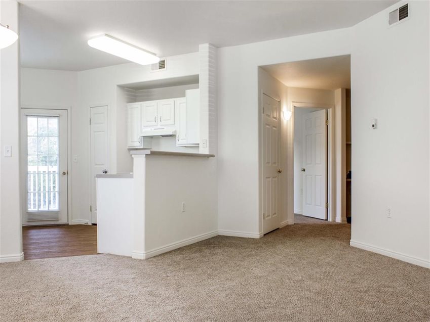 Eagle Ridge Apartment Homes Photo