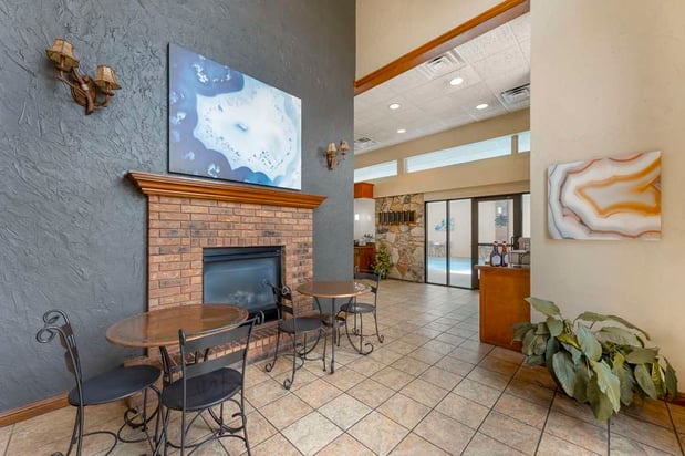 Images Best Western Plus Landing View Inn & Suites