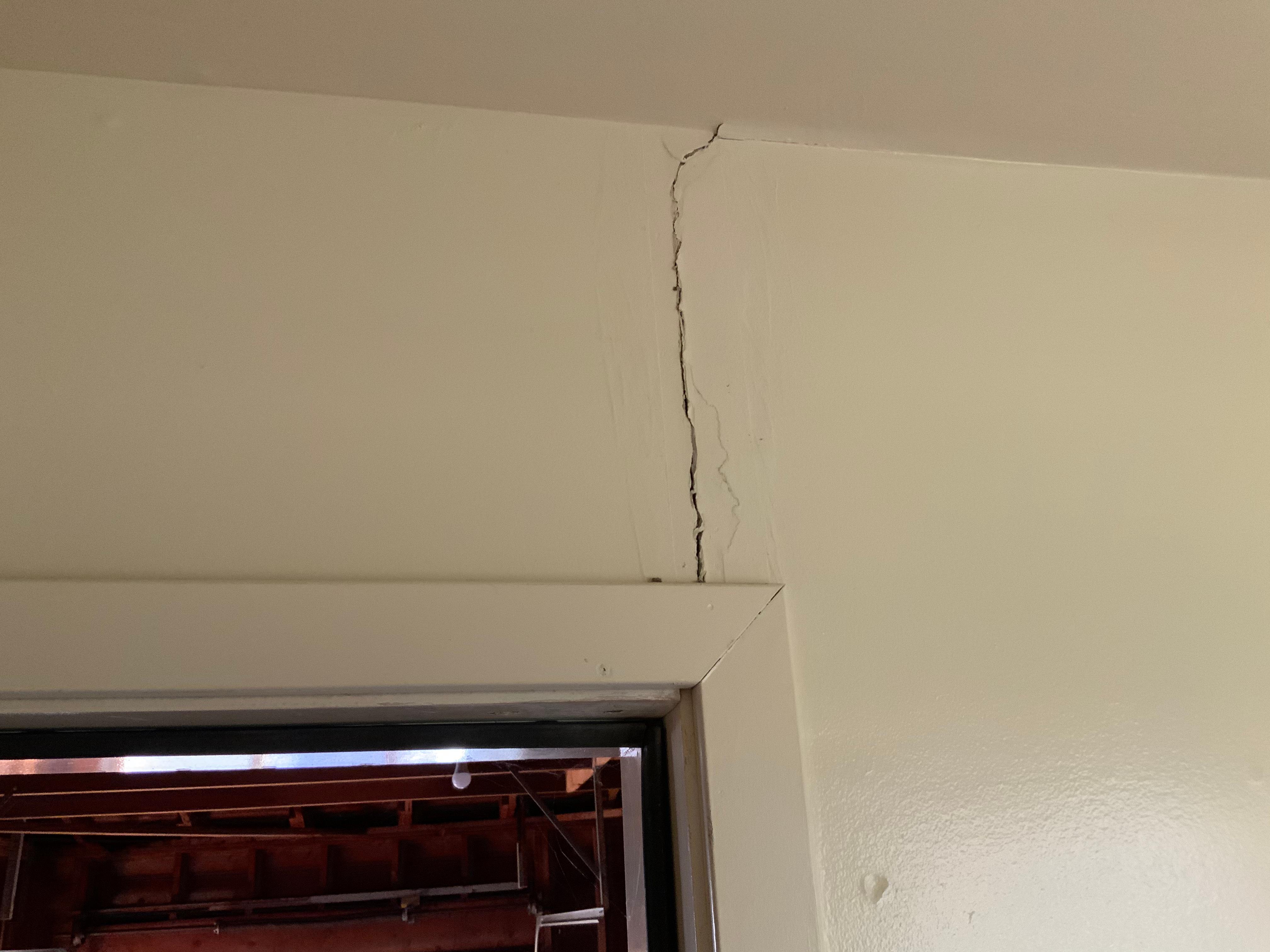 Cracks in Wall? Ram Jack West Can Fix That! Ram Jack West Foundation Repair Eugene (877)726-5225