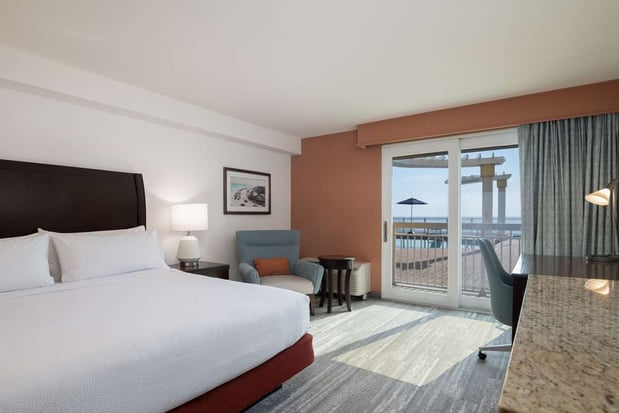 Images Hilton Garden Inn Daytona Beach Oceanfront