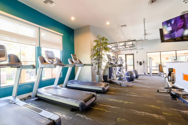 Images Liv Ahwatukee