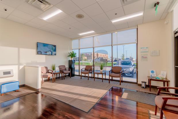 Images Dentists at Chisholm Trail