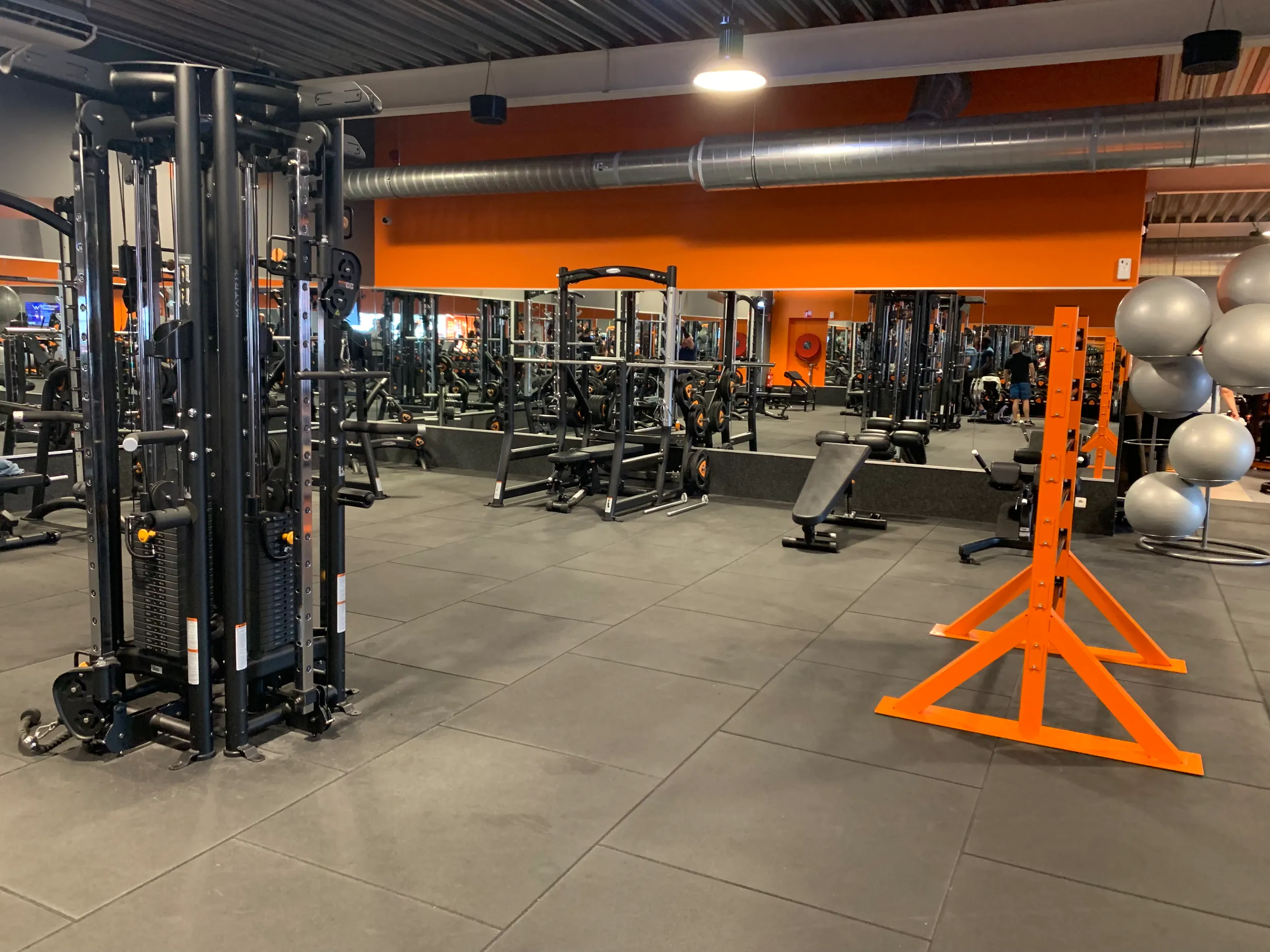 Images Basic-Fit 24/7