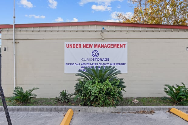 Images Curio Storage Northline Houston