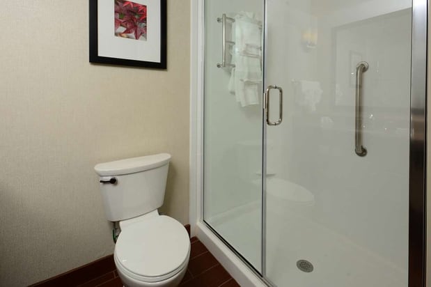Images Hilton Garden Inn Greensboro Airport