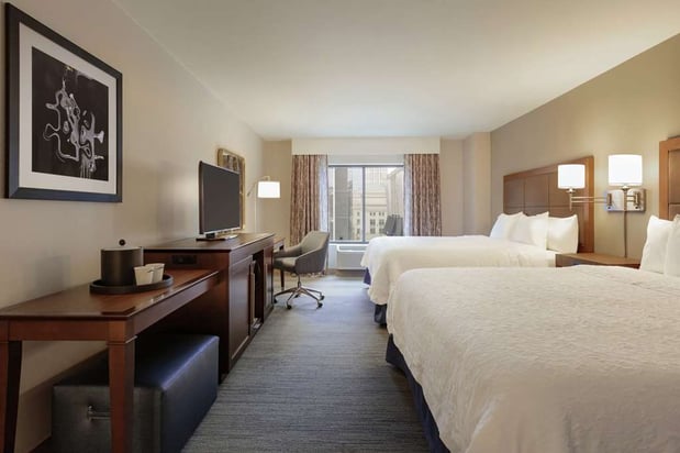Images Hampton Inn & Suites Nashville-Downtown
