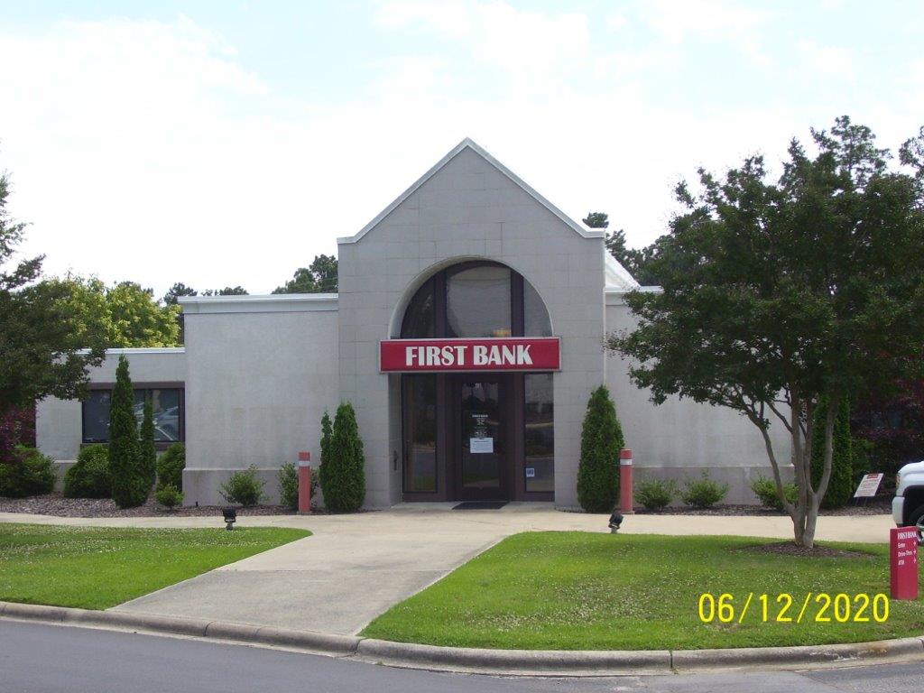 First Bank - Pinecrest Plaza, NC Photo