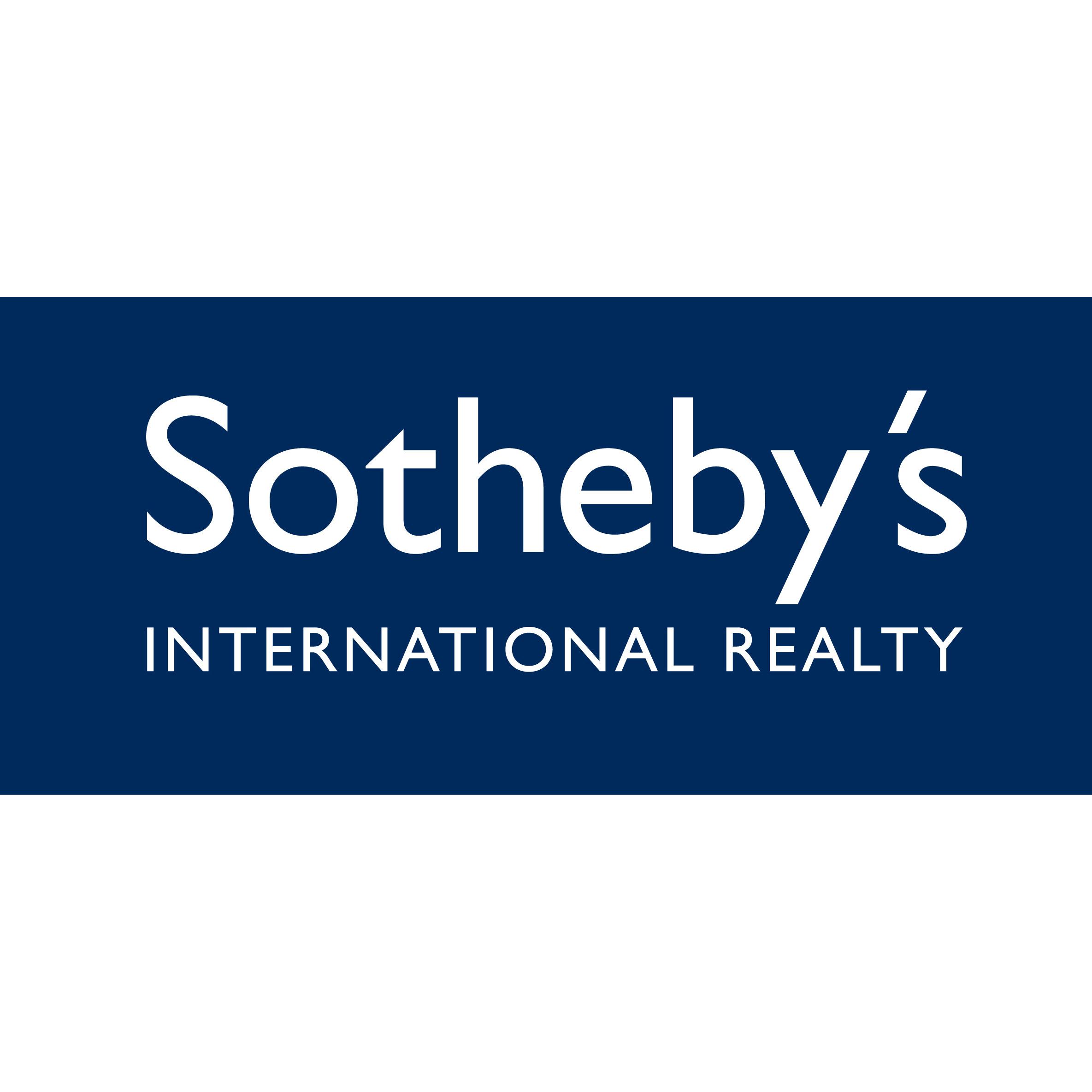 Lisa Jones at Liv Sotheby's International Realty