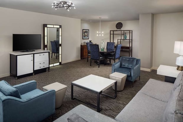 Images DoubleTree Suites by Hilton Hotel Detroit Downtown - Fort Shelby