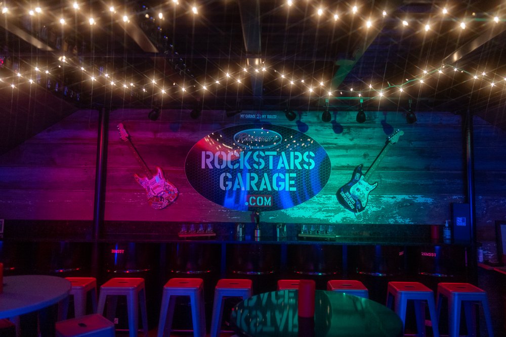 Cheer on your favorite team in style with a sporting event party at Rockstars Garage. Our dynamic ve Rockstars Garage Plainfield (630)209-9788