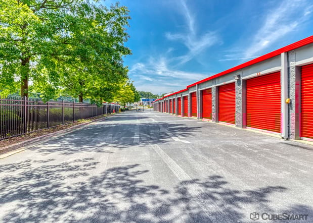 Images CubeSmart Self Storage