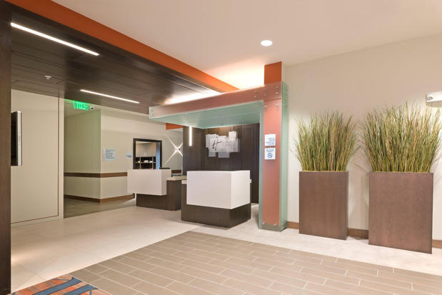Images Holiday Inn Express & Suites Hot Springs by IHG