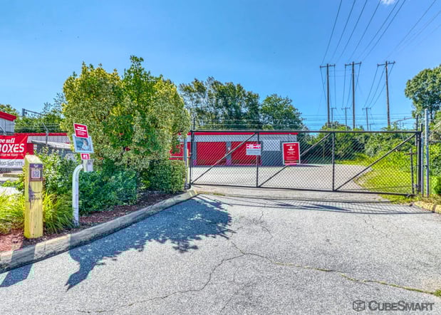 Images CubeSmart Self Storage