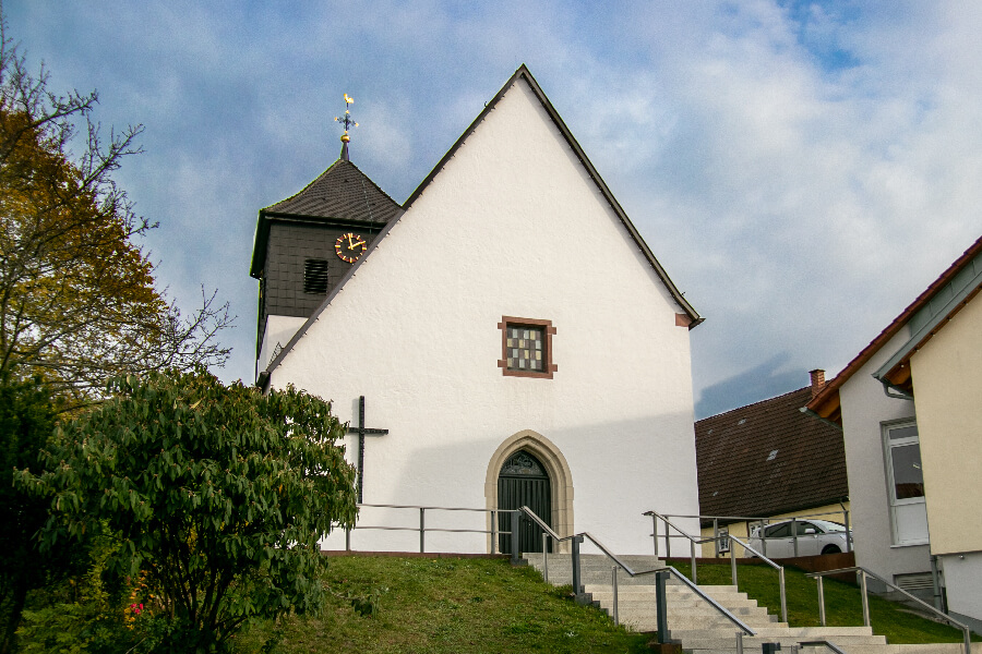 Agapituskirche - Evangelische Kirchengemeinde Friolzheim, Kirchstraße 1 in Friolzheim