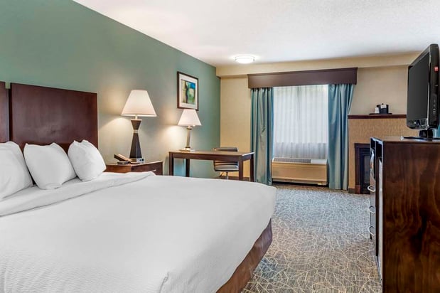 Images Best Western Plus Berkshire Hills Inn & Suites