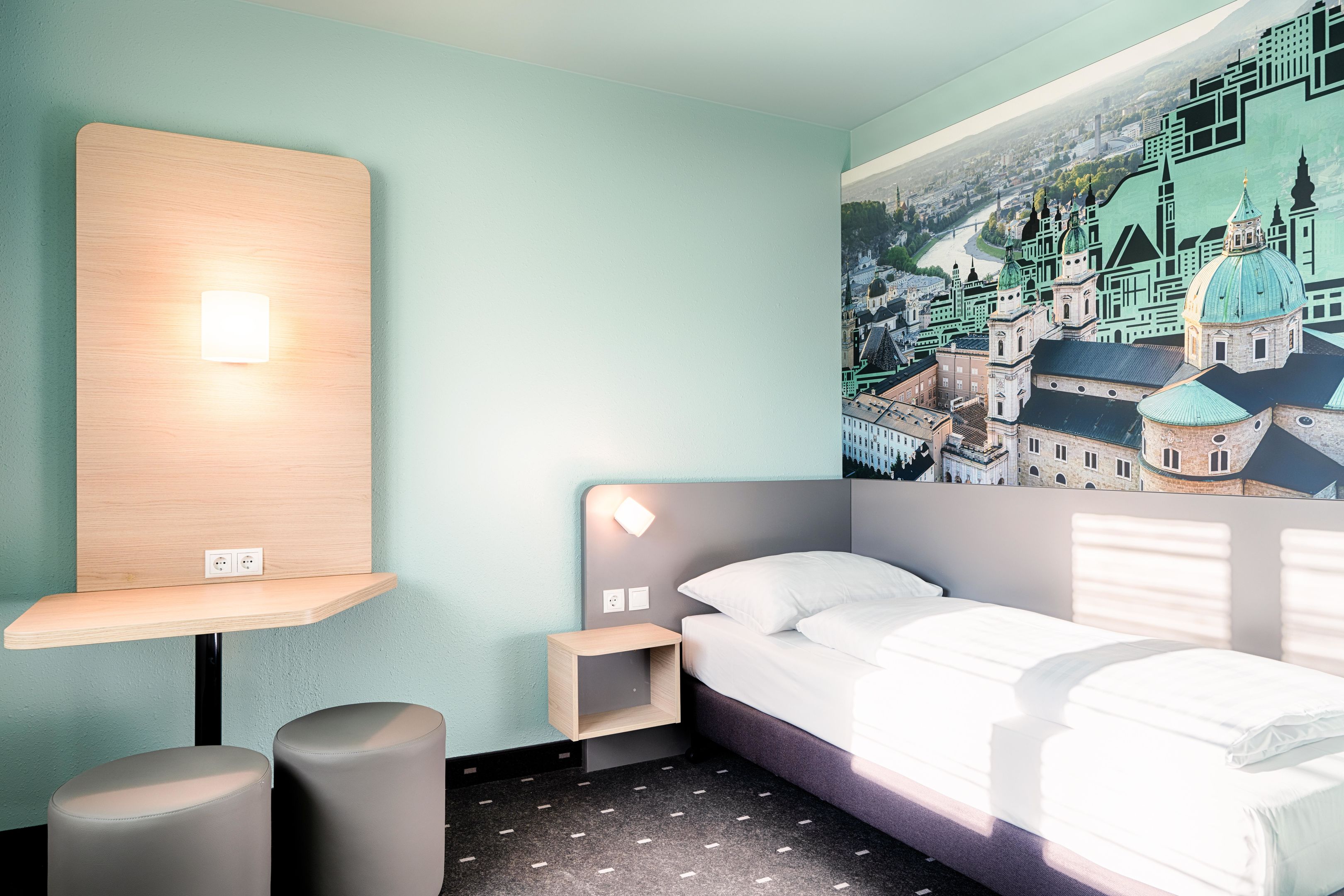 B&B HOTEL Salzburg-Nord, Carl-Zuckmayer-Straße 1 in Salzburg