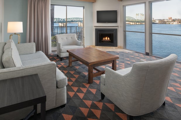 Images Holiday Inn Portland - Columbia Riverfront by IHG