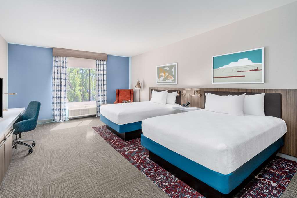 Guest room