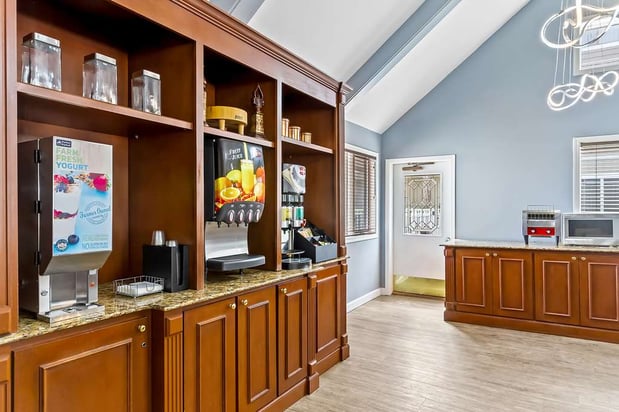 Images SureStay Studio by Best Western Pensacola