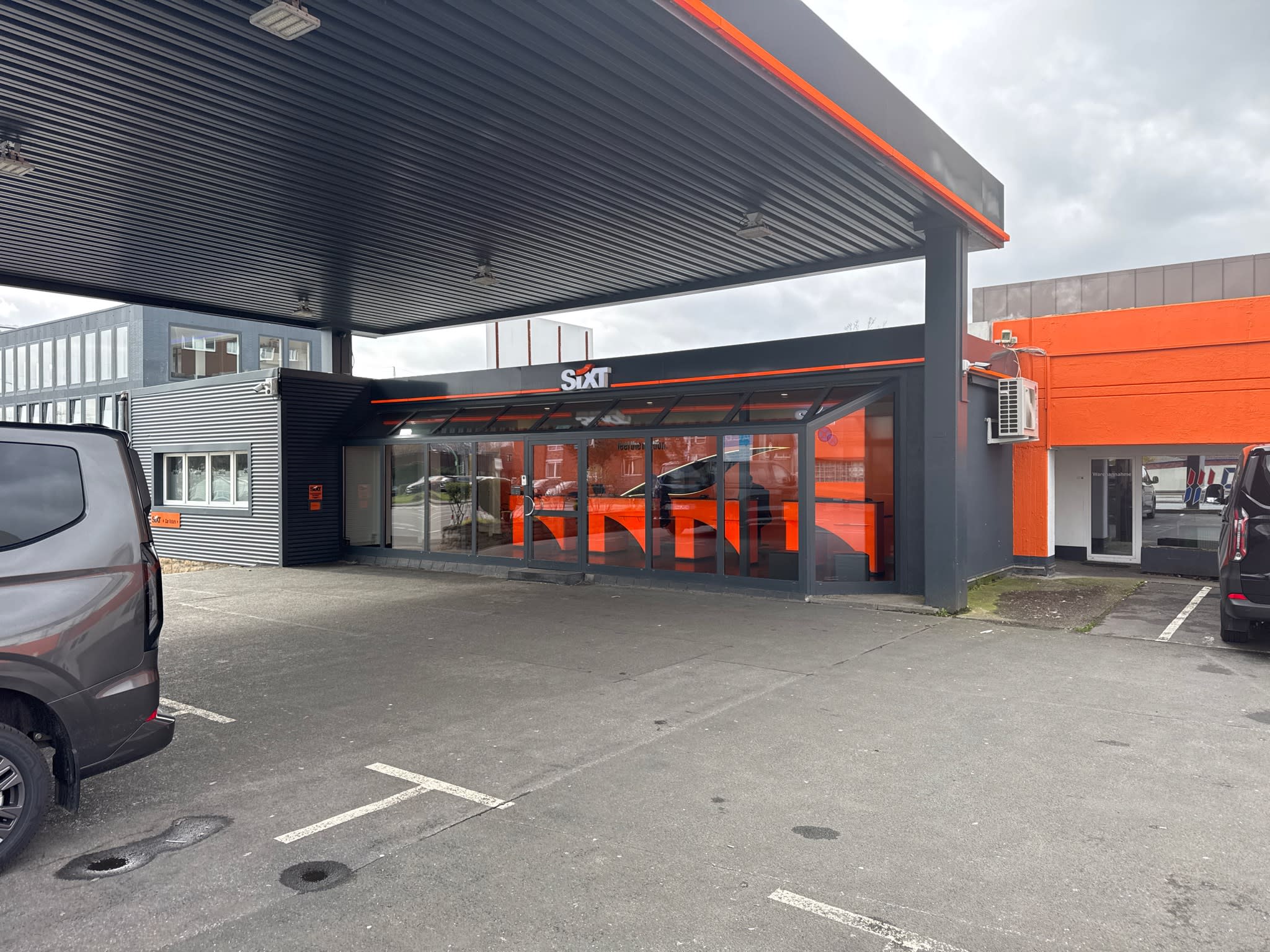 SIXT Mietwagen & Transporter mieten Dortmund Borsigplatz, Im Spaehenfelde 51 in Dortmund