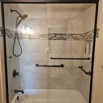 Lookout Frameless Shower Doors, LLC Image