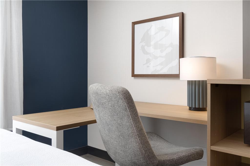Images Spark by Hilton Woodstock