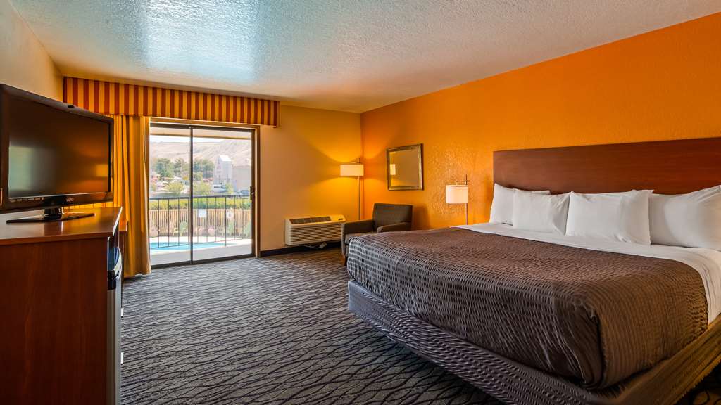 Suite King Poolview