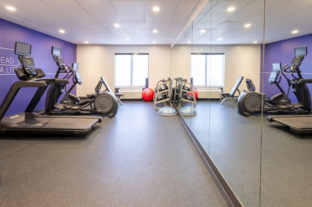 Images Holiday Inn Express & Suites Jackson - Flowood by IHG