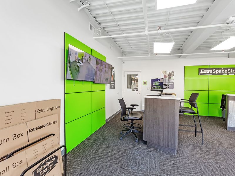 Security Screens - Extra Space Storage at 50801 Executive Dr, Macomb, MI 48044