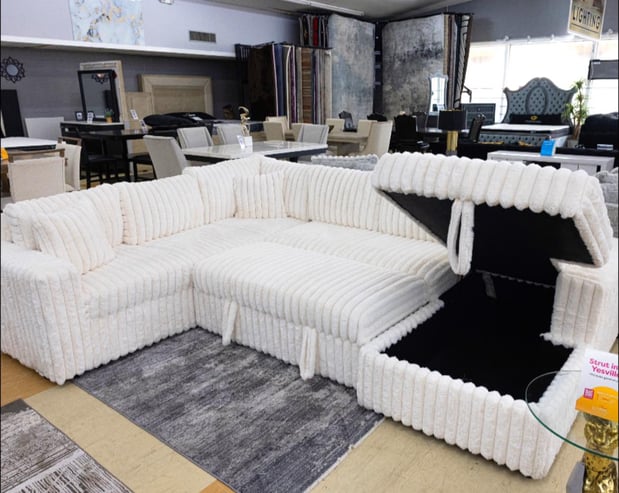Images Bayou Furniture