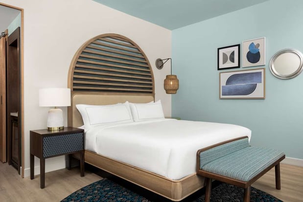 Images The Hiatus Clearwater Beach, Curio Collection by Hilton